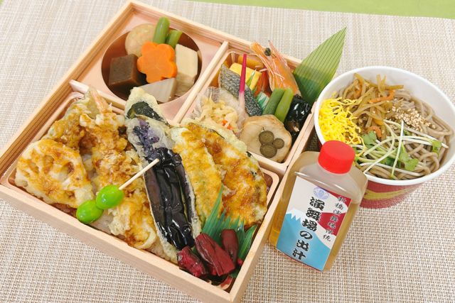 新橋演舞場　演舞場の台所-期間限定（12月～2月）天重御膳～信州ちょいそば～