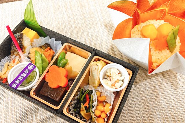 新橋演舞場　演舞場の台所-【熨斗対応可】秋季限定（9月10月）劇場幕の内～栗と出汁茶飯花車～