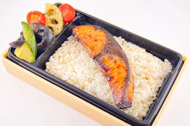 FISH A WEEK 週一魚-【うみうまフェア】宮城県産ブリのTERIYAKI弁当（山椒風味）
