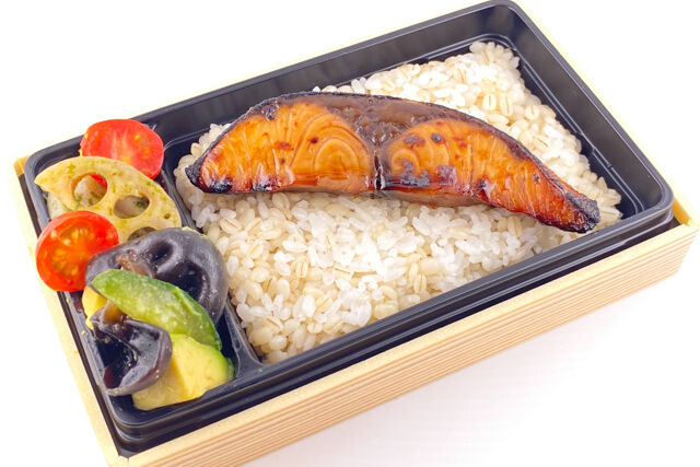 FISH A WEEK 週一魚-【うみうまフェア】宮城県産ブリのTERIYAKI弁当（山椒風味）