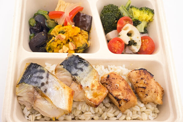 FISH A WEEK 週一魚-【うみうまフェア】青森県産さばの塩焼きと鶏の照焼き弁当