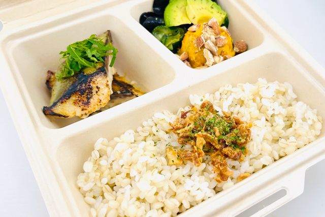 FISH A WEEK 週一魚-サワラの西京焼きと2品目の彩り野菜デリ弁当