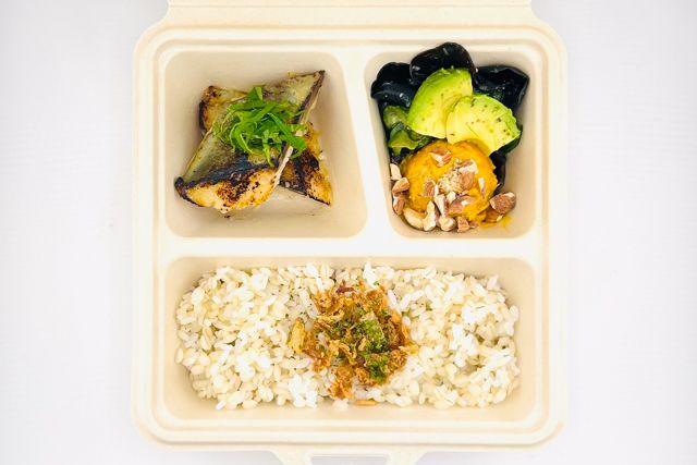 FISH A WEEK 週一魚-サワラの西京焼きと2品目の彩り野菜デリ弁当