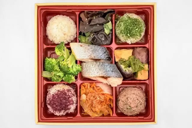 FISH A WEEK 週一魚-【豪華】さば塩焼きの彩り野菜デリ御膳
