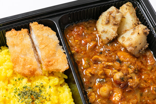 Food Laboratory カドノ-南インド風チキンカレー＋フライドフィッシュ