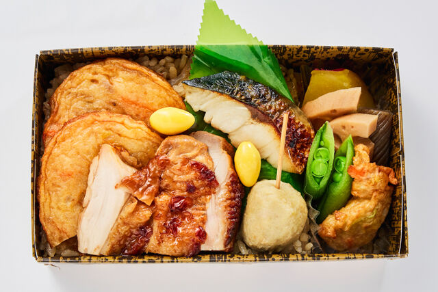別邸 福の花-【熨斗対応可】【藤袴（ふじばかま）】五目炊き込みご飯・鶏と魚のお弁当