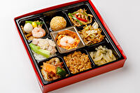 香港飲茶 福招門-【お茶付き】豪華9升弁当（回鍋肉&amp;青椒肉絲）