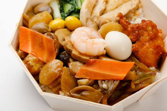 香港飲茶 福招門-【お茶付き】【特製丼】ヘルシーだけどうまみたっぷりの八宝菜