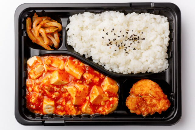 香港飲茶 福招門-唐揚げと激うま麻婆弁当