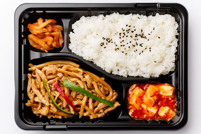 香港飲茶 福招門-（麻婆豆腐付き）人気！青椒肉絲弁当