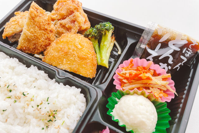 とんかつ新宿さぼてん-ヒレ・コロッケ・唐揚げ弁当