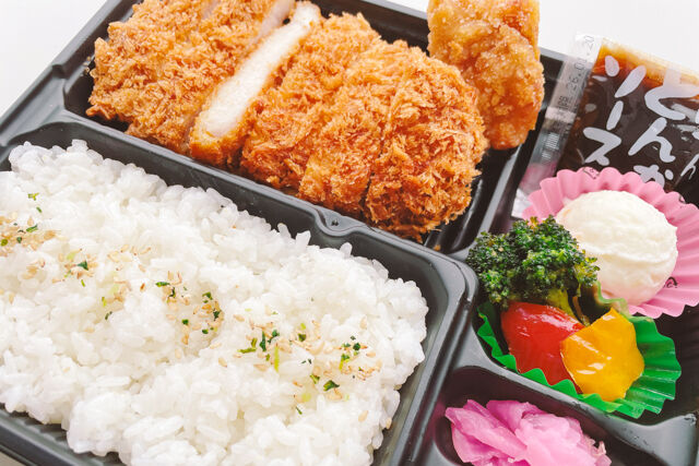 とんかつ新宿さぼてん-ロースかつ・唐揚げ弁当