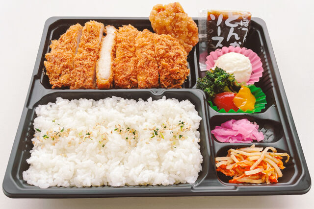 とんかつ新宿さぼてん-ロースかつ・唐揚げ弁当