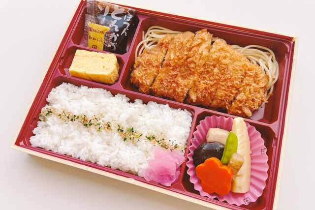 とんかつ新宿さぼてん-サボレッドロースかつ弁当