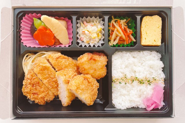 とんかつ新宿さぼてん-ヒレ・ロースかつ・唐揚げ弁当