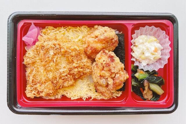 とんかつ新宿さぼてん-ロースかつ・唐揚げ重