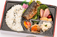 グー弁当-【熨斗対応可】サバの煮付け弁当