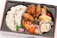 グー弁当-【熨斗対応可】秘伝の唐揚げ彩り弁当