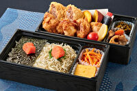 博多明太箱飯 鳴海屋-博多明太のり弁＆じゃこしそ明太ごはんと唐揚げ＆牛たんメンチカツ二段御膳