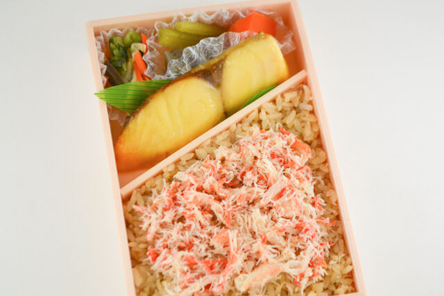 味の浜藤-紅ずわい蟹使用かにめし