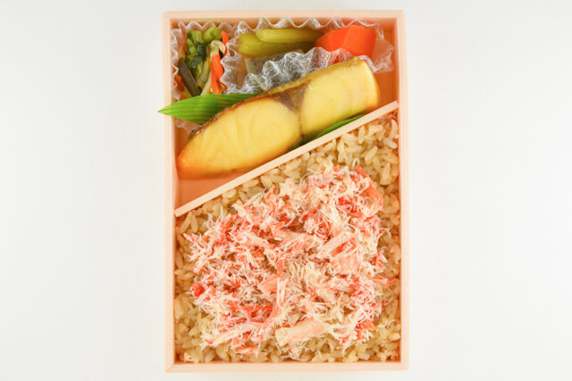 味の浜藤-紅ずわい蟹使用かにめし