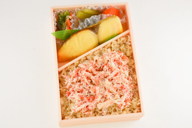 味の浜藤-紅ずわい蟹使用かにめし