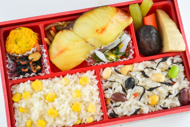 味の浜藤-西京焼と初夏の炊込みご飯弁当