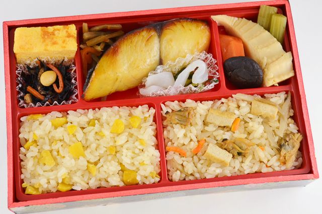 西京焼と二色ごはん弁当