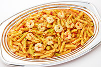 ハッピープレイス-海老とアボカドのトマトクリームペンネ