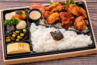 出汁割烹 ひろひろや-鶏の唐揚げ（アジアン風スィートチリマヨソース添え）