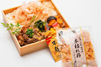 本枯れ節ご飯 山ほととぎす-和牛すき焼きの特撰幕の内弁当 本枯れ節ご飯