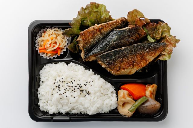 堀堀キッチン-サバの塩焼き弁当