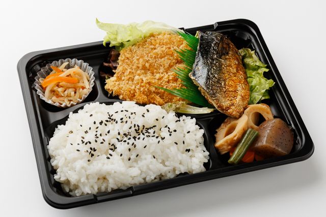 堀堀キッチン-ヒレカツ＆サバの塩焼き弁当