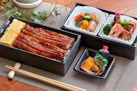 朋園-もみじ（鰻二段弁当）