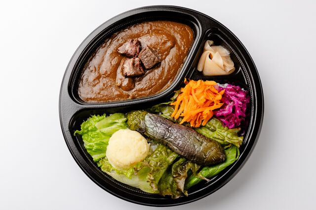 市場デリ いちばさら-国産牛すじスパイシーカレーと5種副菜弁当