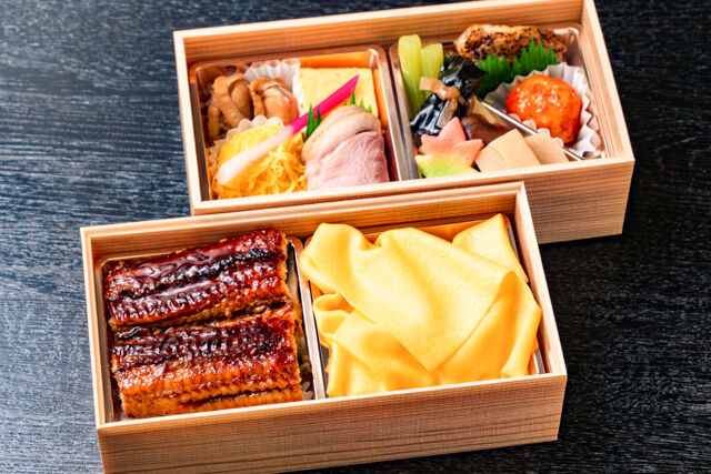 神宮前通り 一条亭-うなぎとフクサ重ね弁当