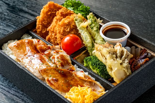 神宮前通り 一条亭-一条亭 ヒレカツ弁当