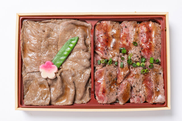 伊勢重-すき焼きとステーキの肉三昧弁当