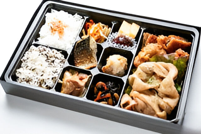 頂-豚の生姜焼きと6マスDELI弁当