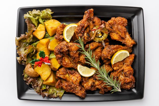 骨付きスパイシーチキン