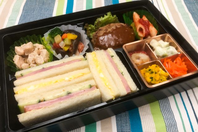 サンドイッチ弁当の商品写真