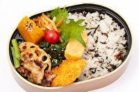 女子に造ったお弁当-わっぱシリーズ（14）レンコンと豚肉のオイスターソース炒め