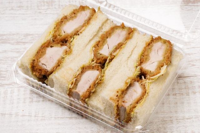 ゆうゆう弁当-【名物】カツサンド
