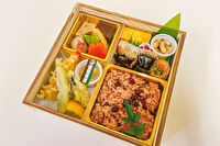 歌舞伎座-【熨斗対応可】幕の内弁当～赤飯～
