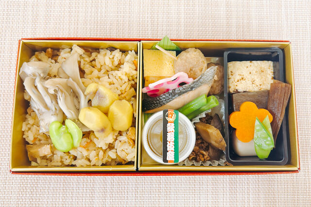 歌舞伎座-＜9月10月限定＞ 観劇弁当～舞茸と秋栗の五目御飯～