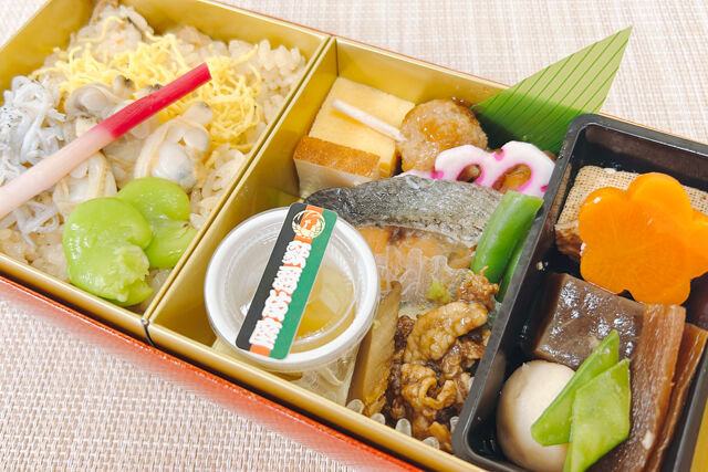 歌舞伎座-＜3月4月限定＞観劇弁当～煮あさりとシラスの五目御飯～