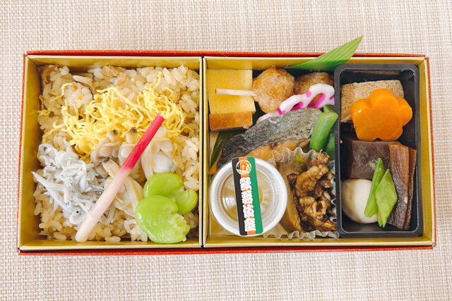 歌舞伎座-＜3月4月限定＞観劇弁当～煮あさりとシラスの五目御飯～