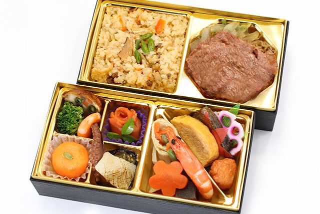 創業70年かどや～別邸～-瑠王（りゅうおう）～熊本県産牛「和王」のすきやき2段御膳～炊き込みごはん～ No.252