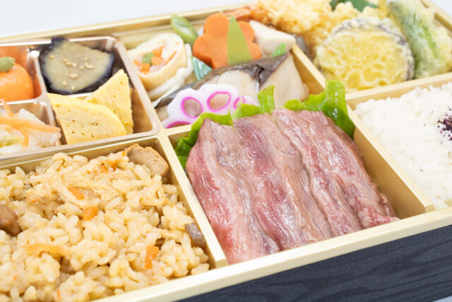 創業70年かどや-熊本県産A5ステーキ 和風御膳「瑠美」（りゅうび）No.53