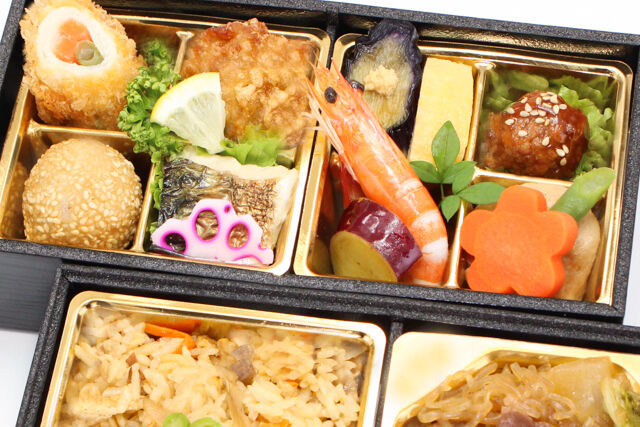 創業70年かどや-鹿児島県産黒毛和牛すきやき 季節の炊き込みご飯 彩御膳「瑠香」（りゅうこう）No.59-2